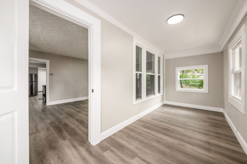 Building Photo - 960 Carpenter St