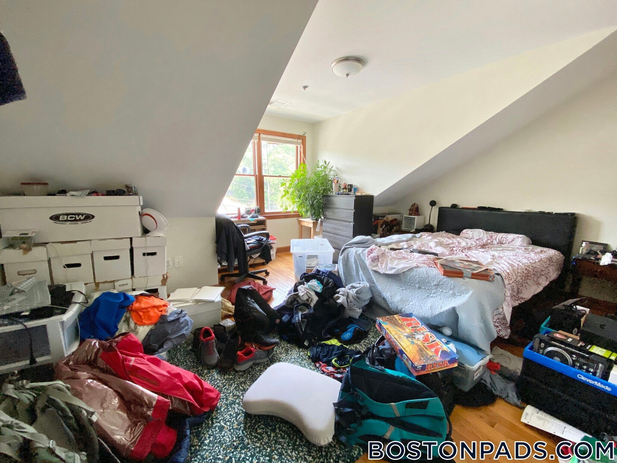 Building Photo - 102 Allston St