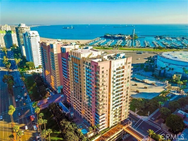 Building Photo - 488 E Ocean Blvd