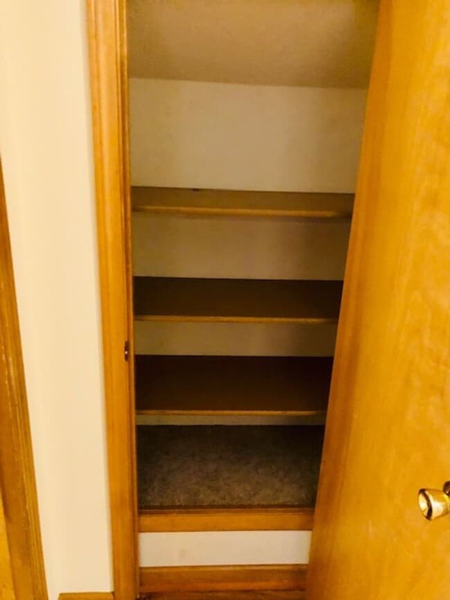 Building Photo - Updated 3 bed 2 bath with 2 car garage and a pool!