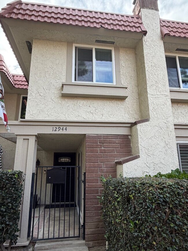 Building Photo - 12944 Newhope St