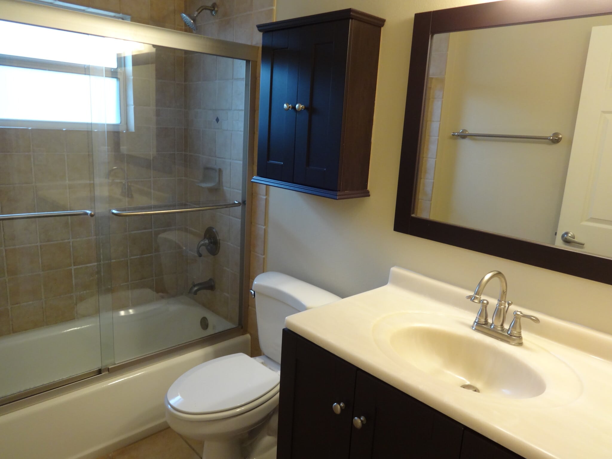 Building Photo - 1242 Dunbridge St