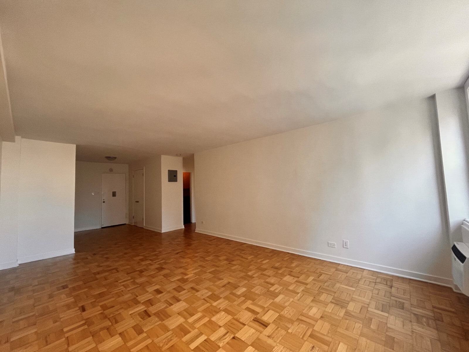 Building Photo - 435 E 79th St