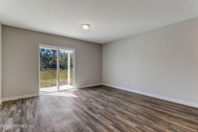 Building Photo - 45303 Red Brick Dr