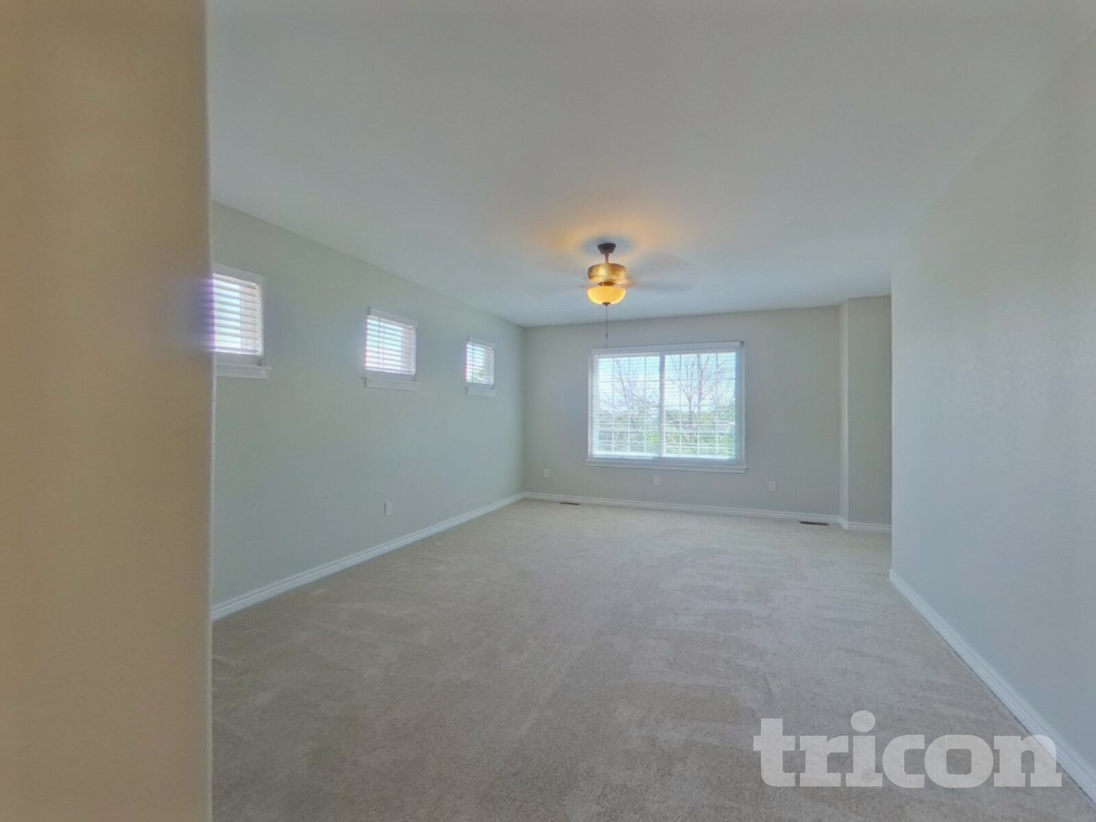 Building Photo - 385 Longspur Dr