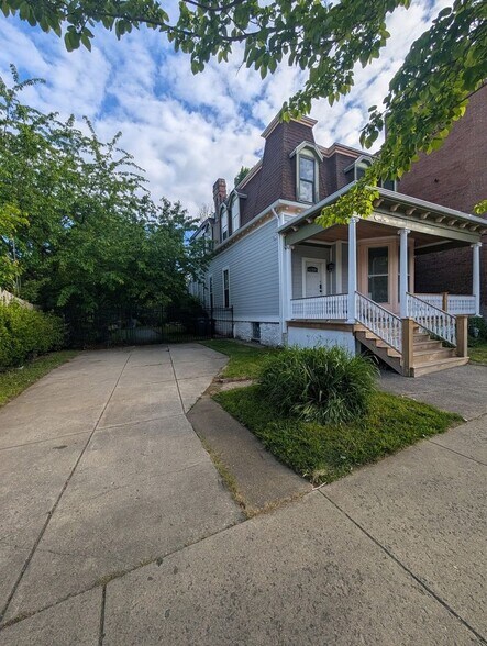 Building Photo - 244 Virginia St