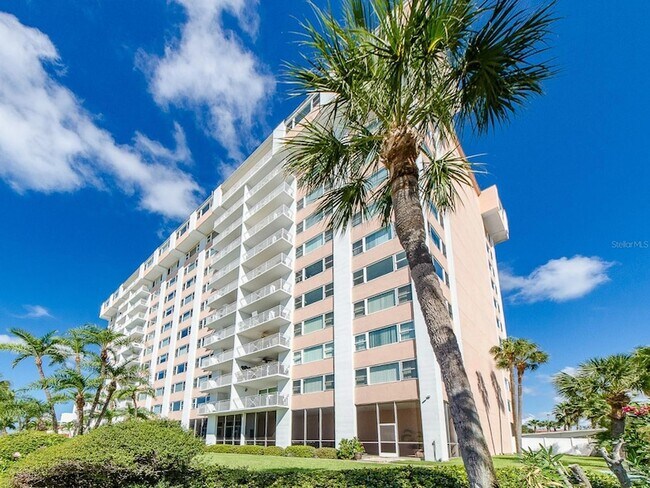 Building Photo - 675 S Gulfview Blvd