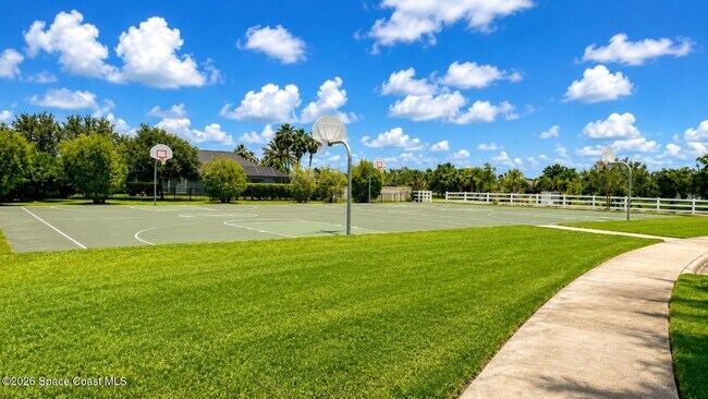 Building Photo - 3450 Brunot Cir