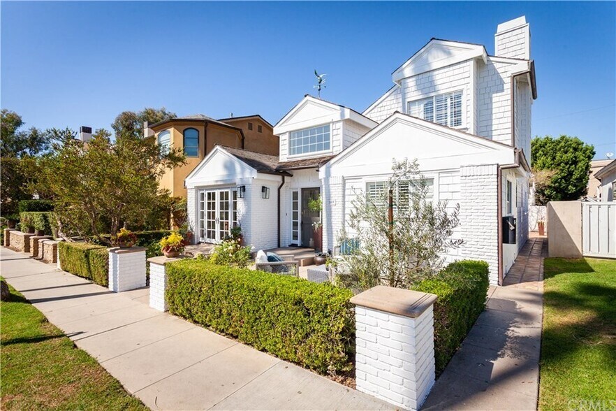 Building Photo - 509 Goldenrod Ave