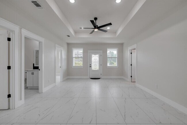 Building Photo - 308 Makaha Dr