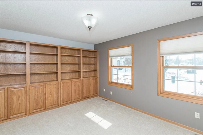 Building Photo - 4235 Stoneham Ln NW