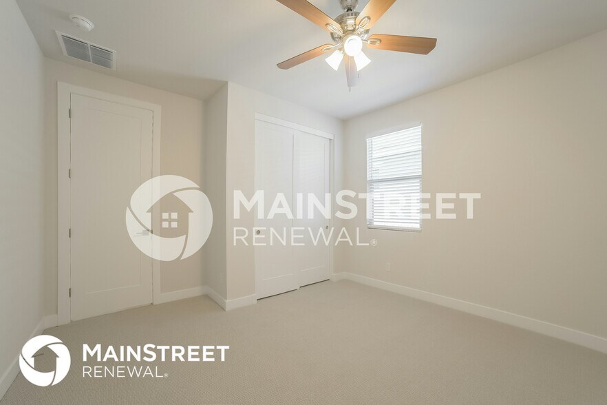 Building Photo - 6907 W Allen St