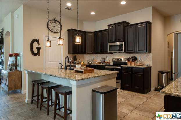 Building Photo - 5633 Briar Fld