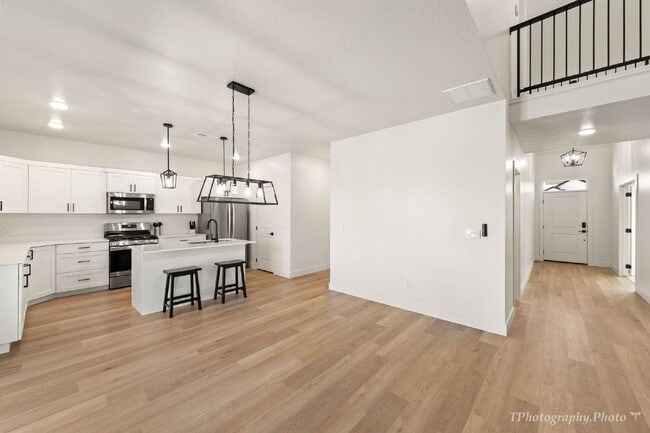 Building Photo - Female Only - Room for Rent with a shared bathroom in a brand new townhome!