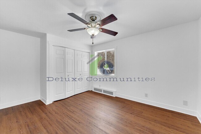 Building Photo - 3 Bedroom 1 Bathroom Apartment in ALTO!!