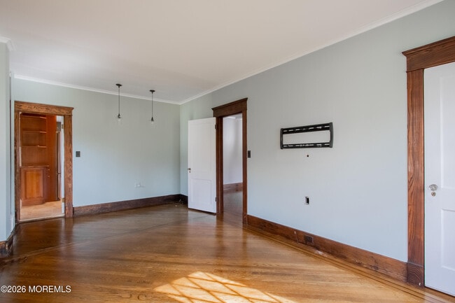 Building Photo - 3 Monmouth Ave