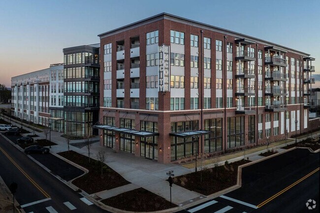 Building Photo - Encore Mid City