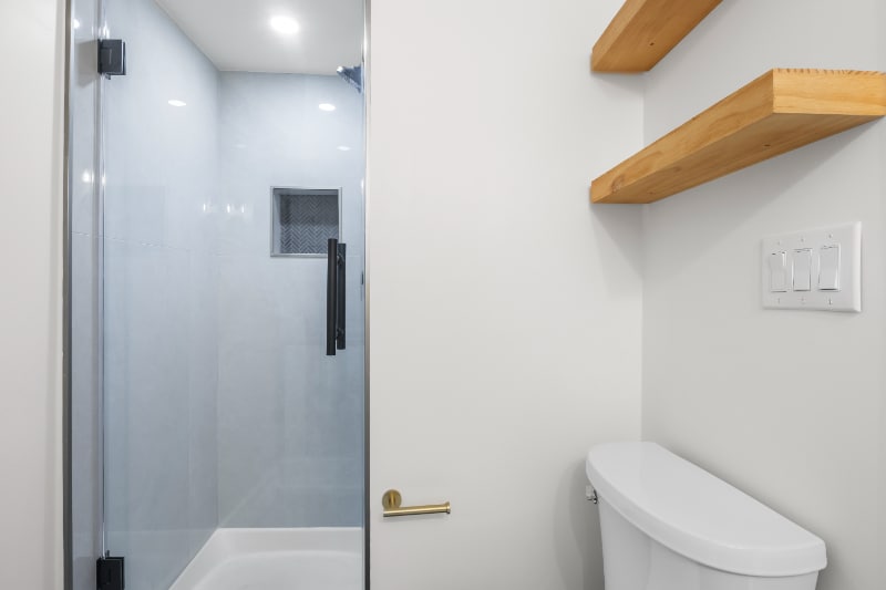 Building Photo - 5703 Fenwick Dr