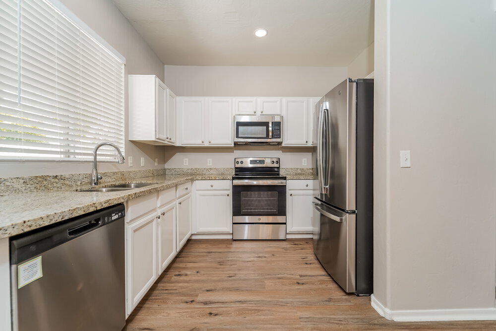 Building Photo - 2838 S Benton Cir