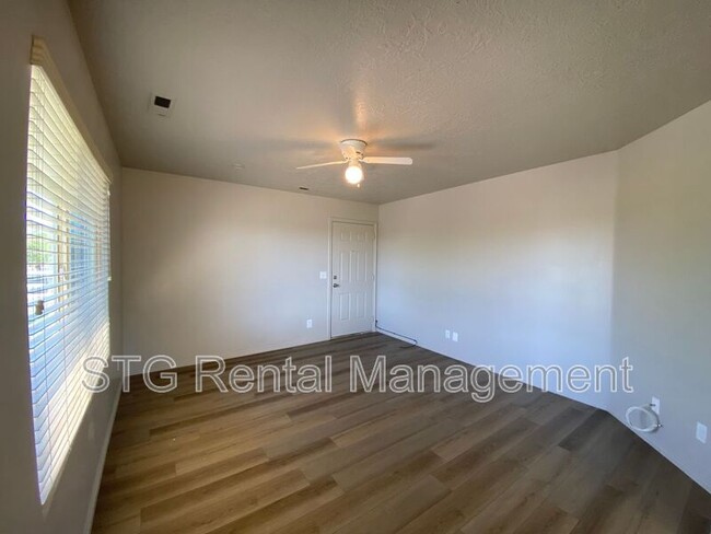 Building Photo - 473 E 1100 S