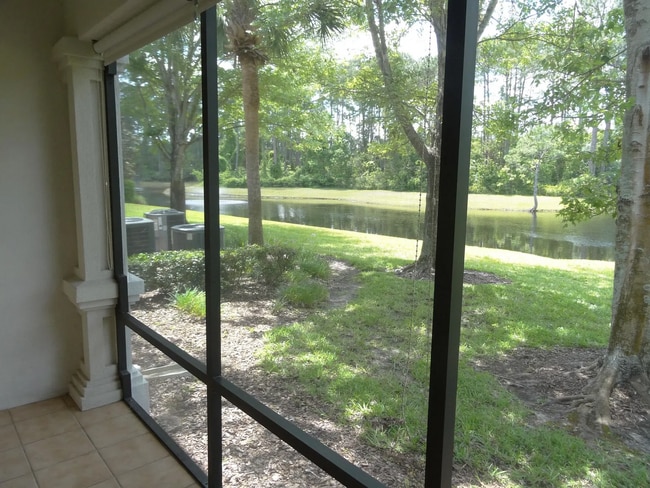 Building Photo - Belle Haven 2-Bedroom Condo with Pond View...
