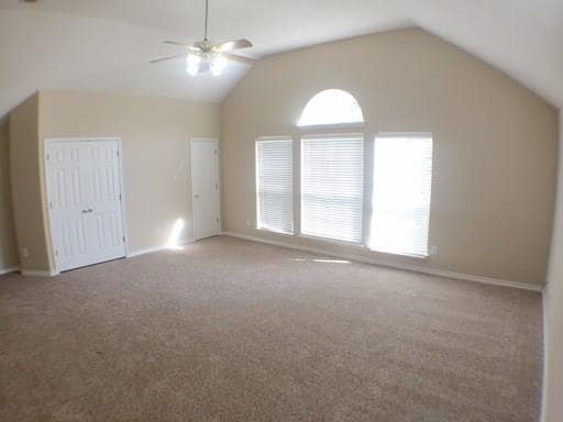 Building Photo - 2310 Crest Park Dr