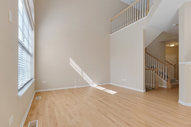 Building Photo - 419 Vaughn Cir