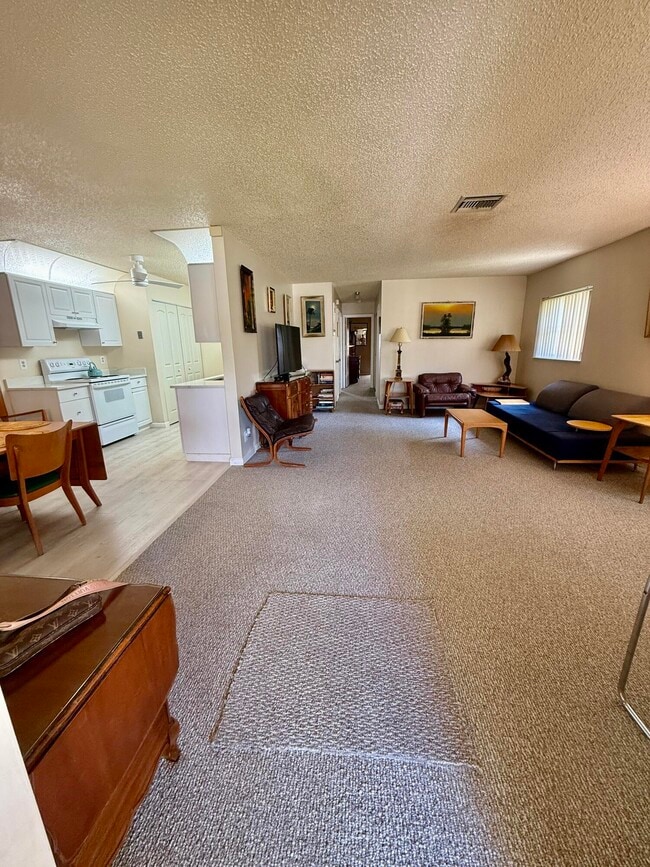 Building Photo - 14464 Campanelli Dr