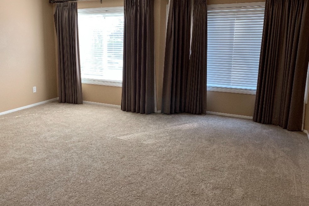 Master bed - 8179 Rimridge Ln