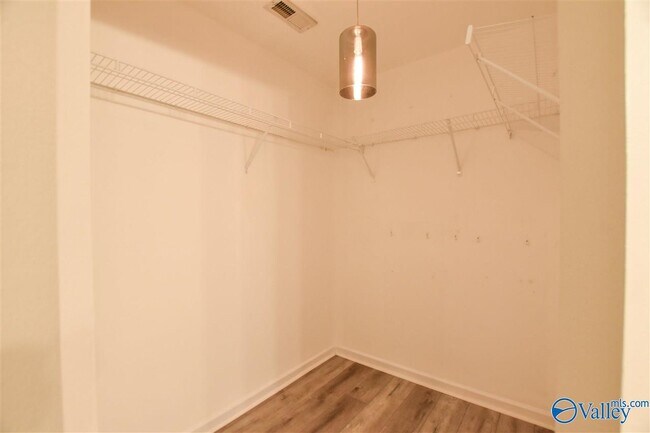 Building Photo - 106 Point Given Ln