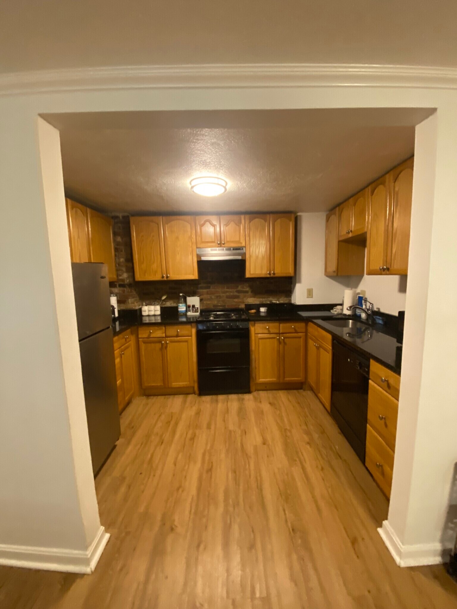 Building Photo - 145 Endicott St