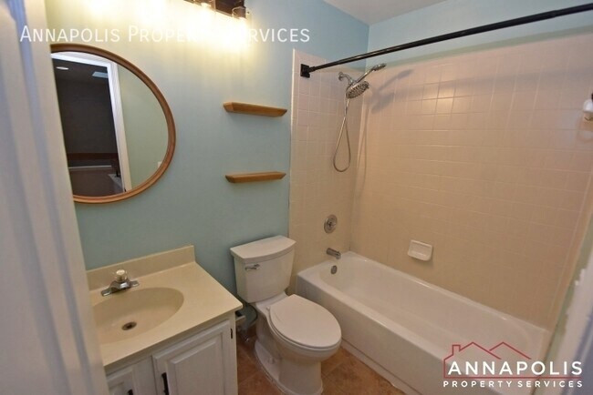 Building Photo - 418 Crane's Roost Ct