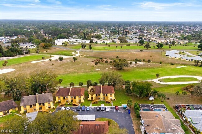 Building Photo - 2039 Golfside Village Dr