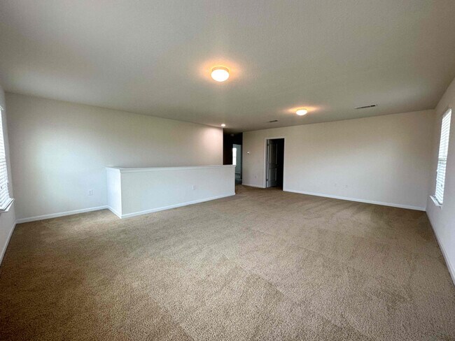 Building Photo - 733 Widgeon Wy