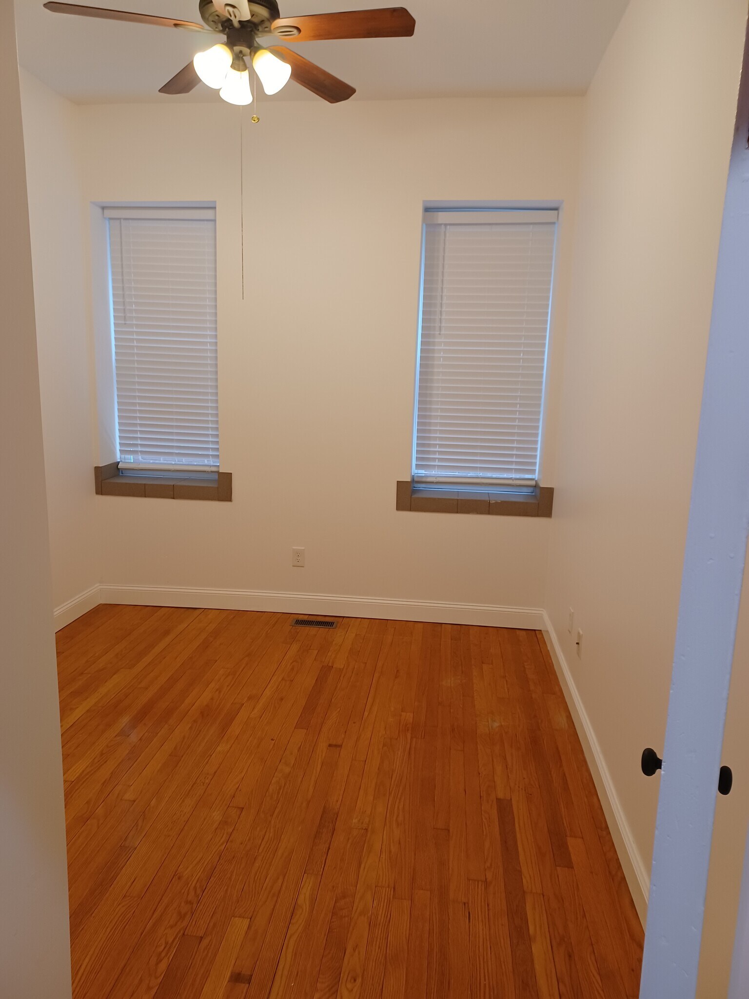 Building Photo - 4224 Chouteau Ave