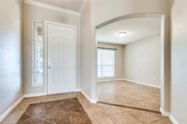 Building Photo - 9056 Crestview Dr