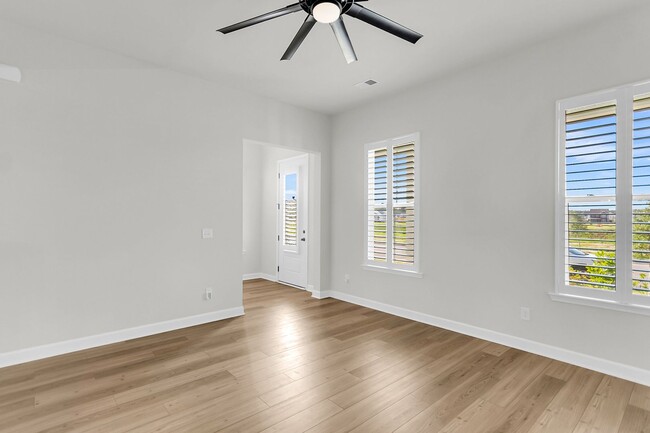 Building Photo - Beautiful 3 Bedrooms, 3.5 Bathrooms Home i...