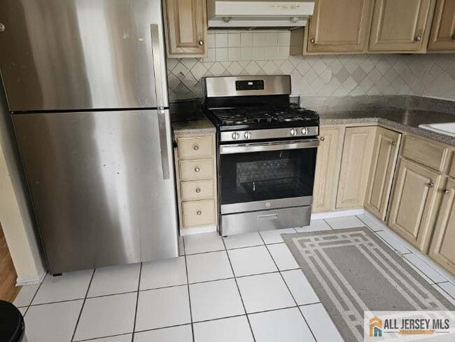 Building Photo - 1402 Cypress Ln