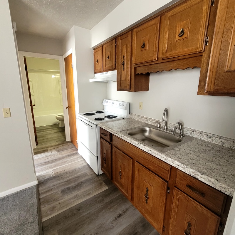 Building Photo - 1804 Woodlawn Ave NW