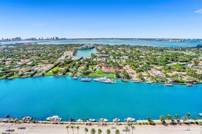 Building Photo - 4779 Collins Ave