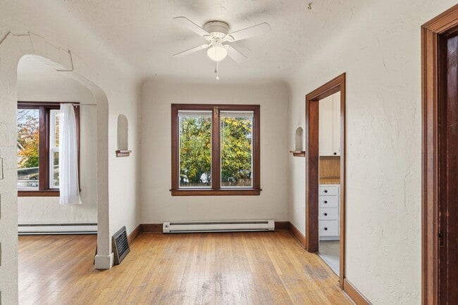 Building Photo - Baran (2018 11th St.)