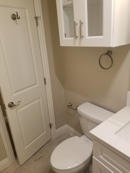 Building Photo - 276 S Sierra Madre Blvd