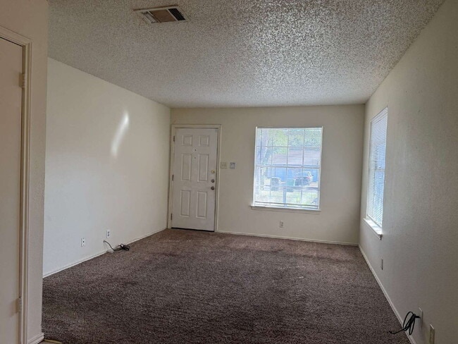 Building Photo - 5219 Meadow Rise St