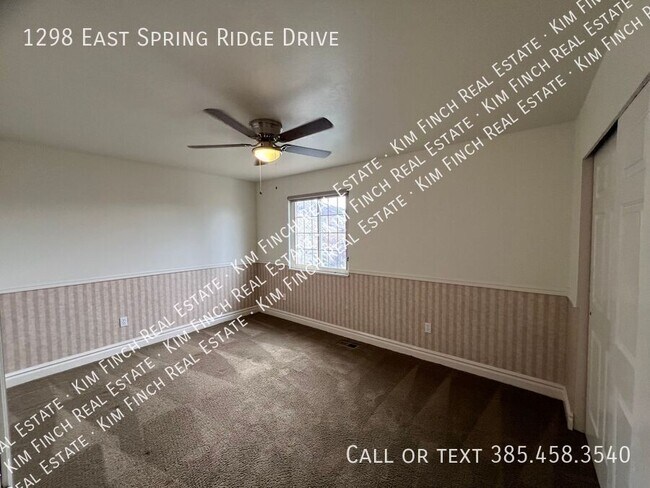 Building Photo - 1298 E Spring Ridge Dr