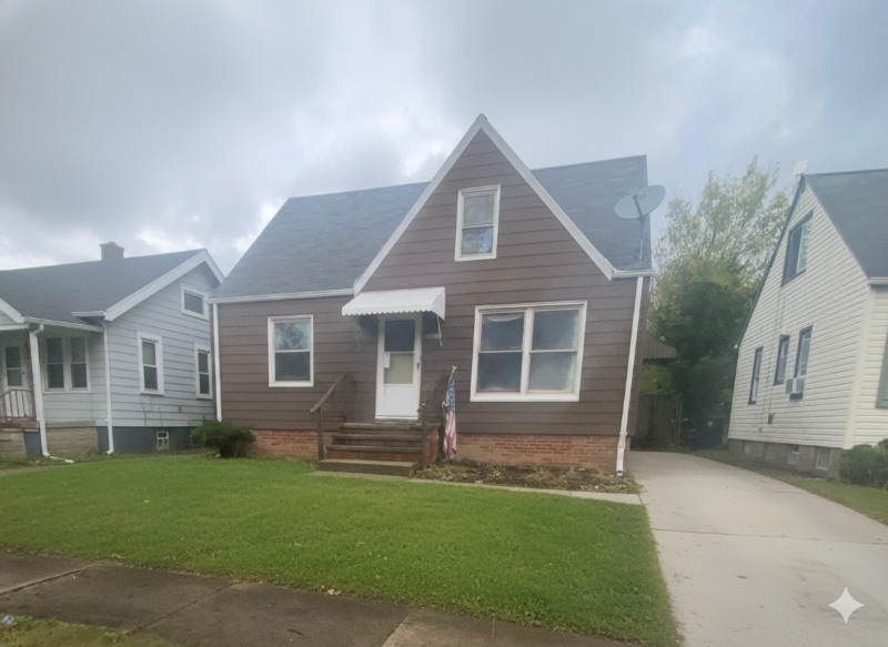 Primary Photo - 13728 Tyler Ave