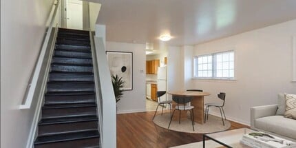 Building Photo - 416 Sussex Ave