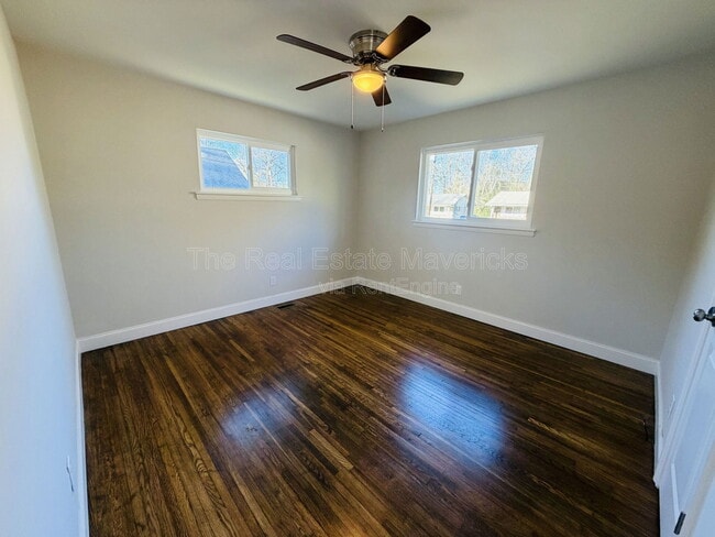 Building Photo - 4720 Pawnee Trail