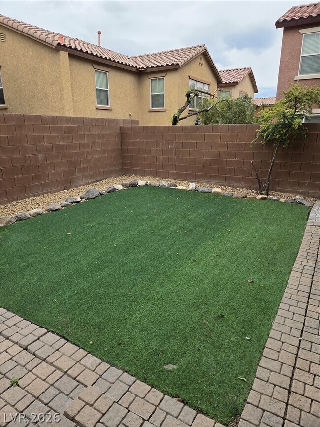 Building Photo - 7166 Indian Gap Ave