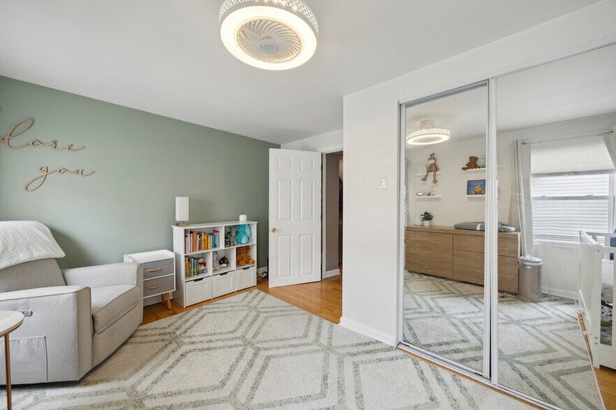 Building Photo - 813 N 15th St