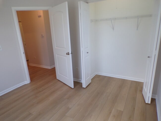 Building Photo - 1045 Carrick Ln